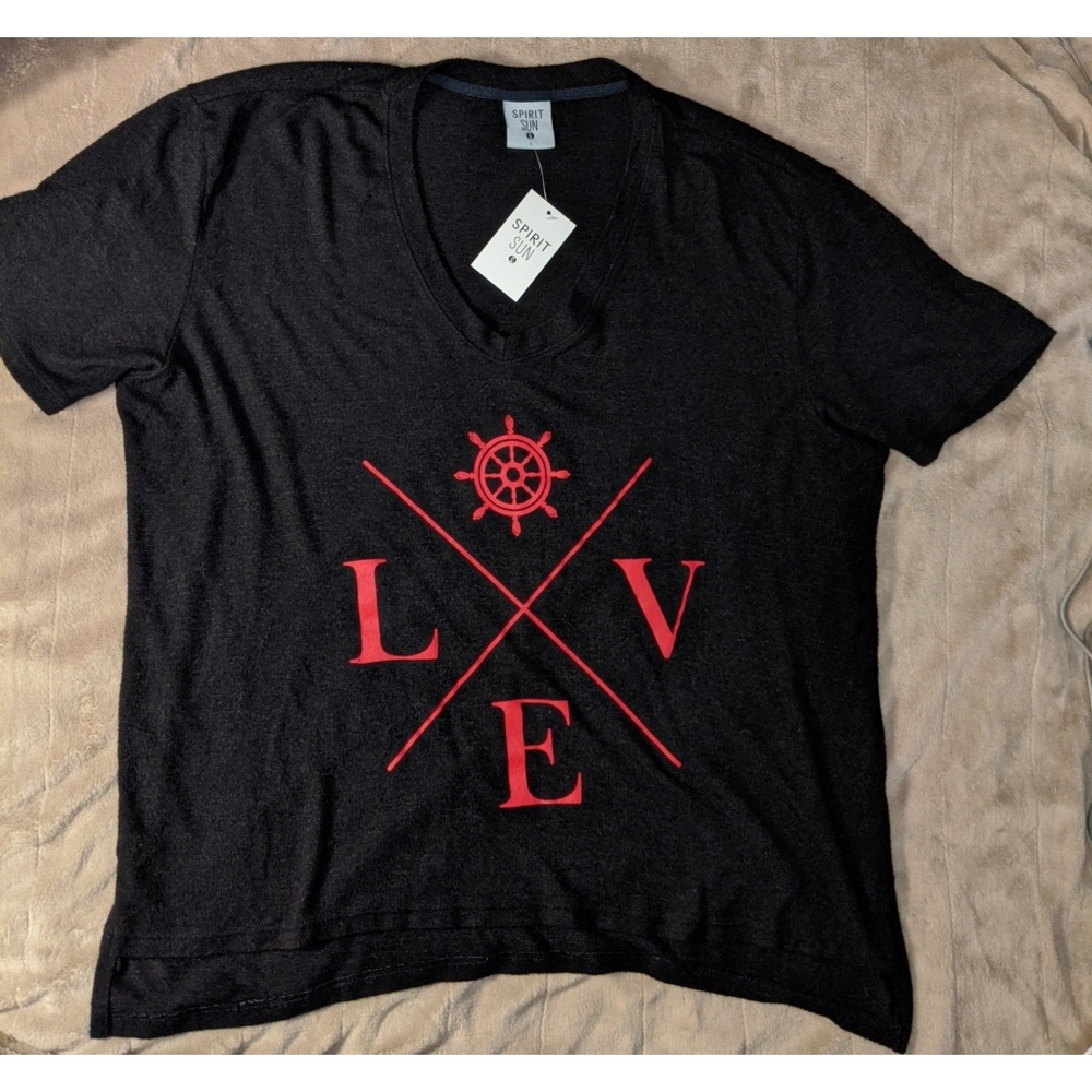 Spirit Sun Short Sleeve V Neck Size Large